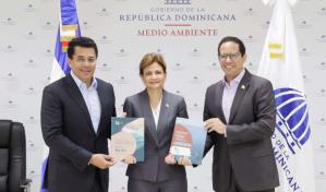 Vicepresidenta recibe estudios de carga turísticas de Cabo Rojo y Bahía de las Águilas