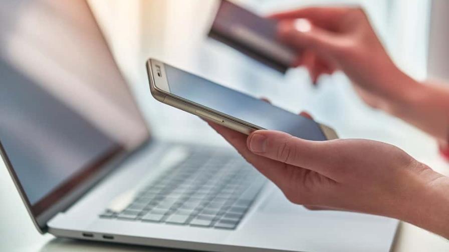 Un 15 % de latinoamericanos pagó digitalmente por primera vez por la pandemia Un 15 % de latinoamericanos pagó digitalmente por primera vez por la pandemia