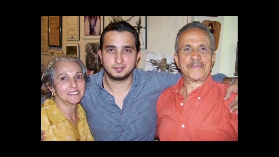 Hijo de Claudio Caamaño renuncia al PRM Hijo de Claudio Caamaño renuncia al PRM