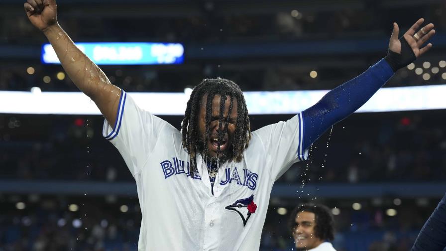 Guerrero Jr. tiene el bate ardiendo, está finalizando junio como lo arrancó