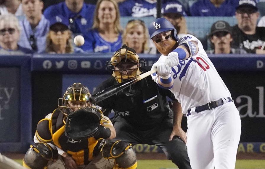 VÍDEO | Con dos jonrones de Justin Turner, Dodgers vencen a Padres