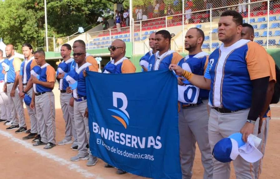 Equipo Banreservas-A, gana dos en softbol gubernamental