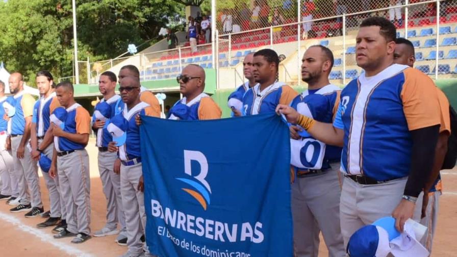 Equipo Banreservas-A, gana dos en softbol gubernamental