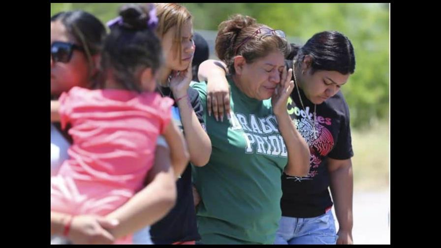 México asumirá cargos funerarios y de repatriación de mexicanos fallecidos en el camión de Texas