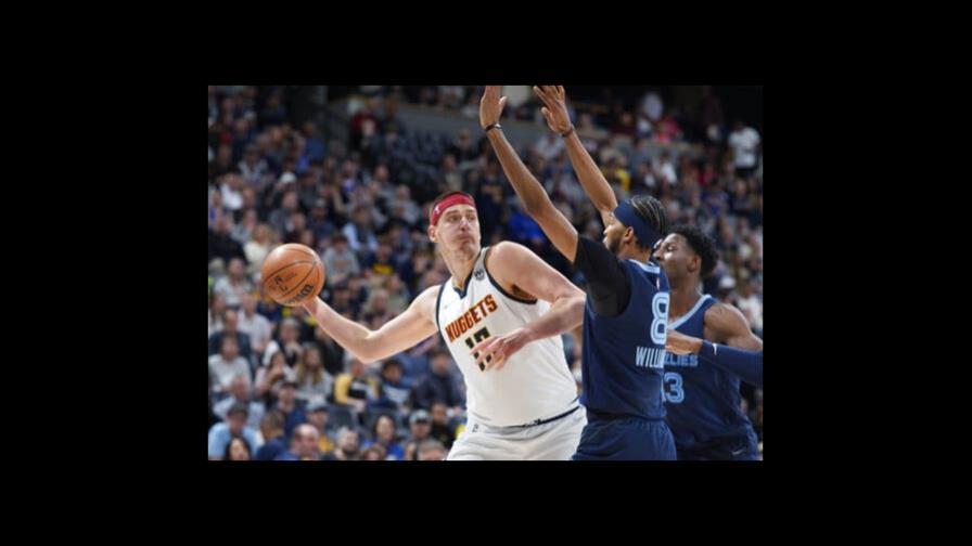 La agencia libre de la NBA inicia con contratos elevados