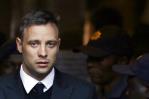 Corredor Pistorius se reúne con el padre de su víctima