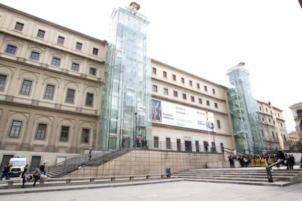 Una artista peruana pide retirar su obra del Museo Reina Sofía de Madrid