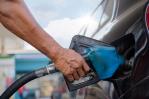 Gobierno mantiene subsidio para frenar otra vez el alza de los combustibles