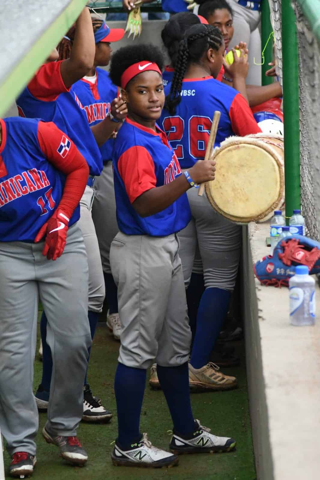 La tambora no podía faltar en la celebración del triunfo dominicano, en los Juegos Bolivarianos 2022.