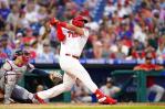Hall y Hoskins jonronean y Filis ganan 5-3 a Cardenales
