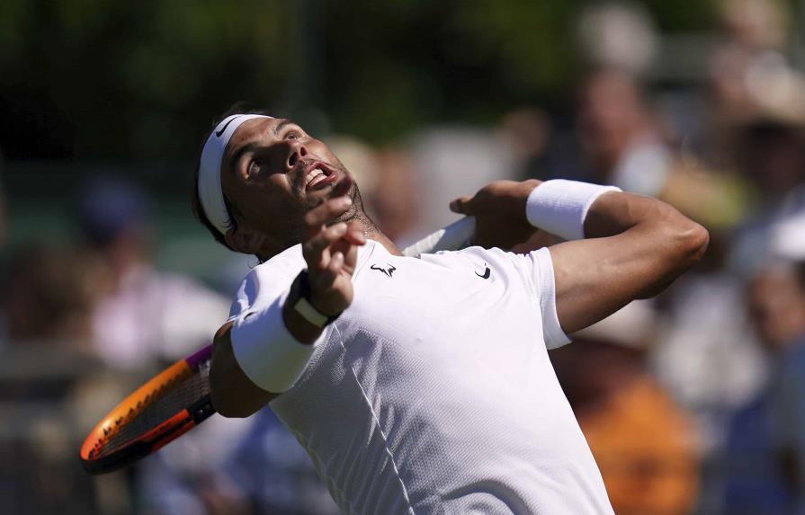 Rafael Nadal pasa sin esfuerzo a octavos de final en Wimbledon
