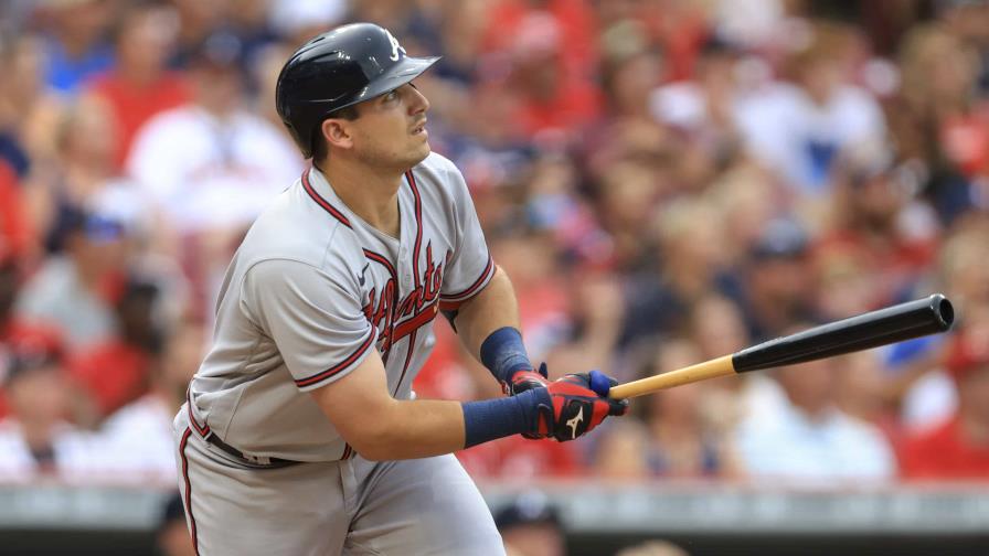 Fried llega a ocho victorias; Bravos apalean 9-1 a Rojos