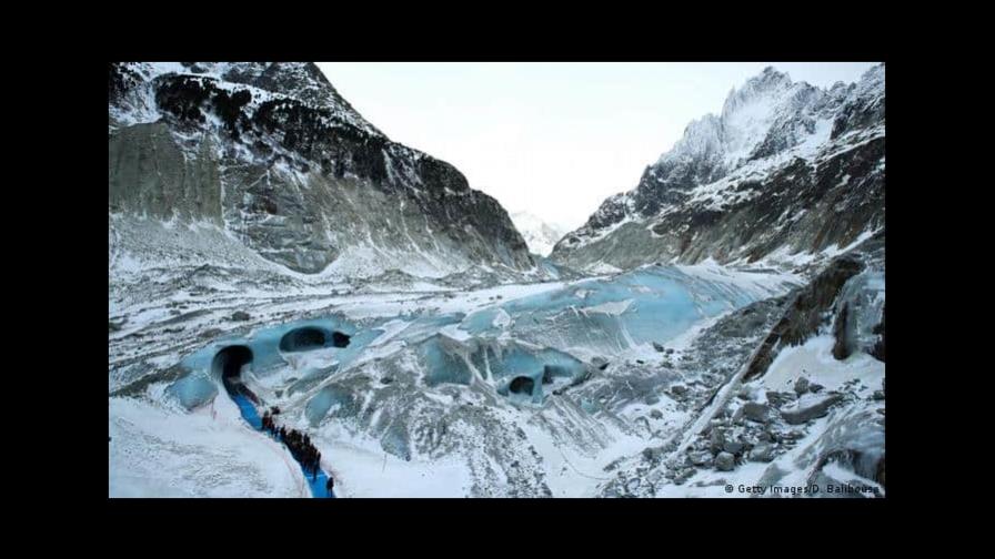 Seis muertos y 15 desaparecidos tras desprendimiento de glaciar en Italia