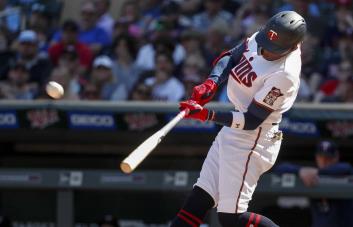 VÍDEO | Polanco logra el empate en victoria de los Mellizos sobre Orioles