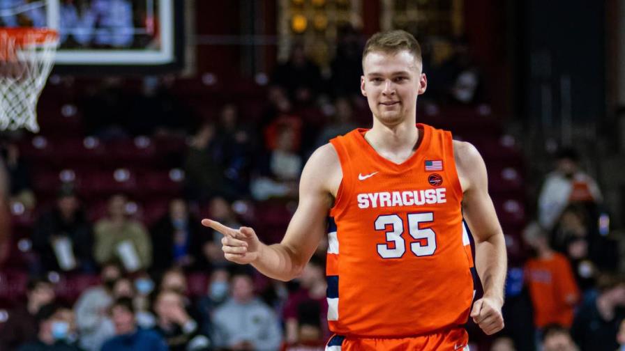 Pistons de Detroit contratan al exbase de Syracuse, Buddy Boeheim Pistons de Detroit contratan al exbase de Syracuse, Buddy Boeheim
