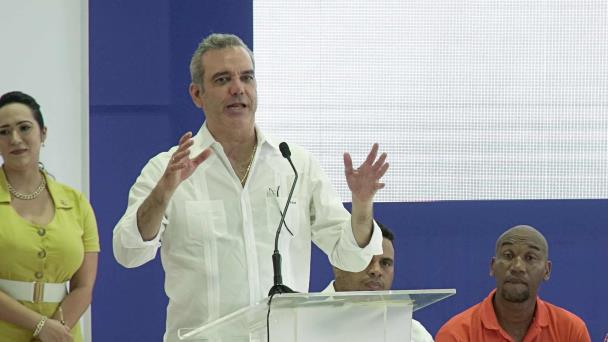El Gobierno llama a la población a vacunarse contra el COVID-19 ante el repunte de la enfermedad