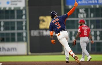 Jeremy Peña batea dos jonrones y pitcheo de Astros poncha a 20 de Angelinos