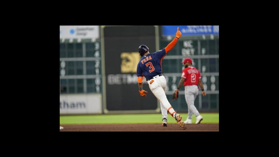 Jeremy Peña batea dos jonrones y pitcheo de Astros poncha a 20 de Angelinos