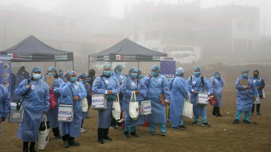 Perú retoma el uso obligatorio de mascarillas por nueva ola de COVID-19