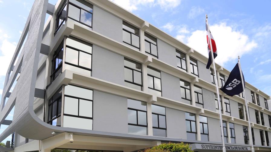 Superintendencia de Bancos dispone reembolsos por RD$224.5 millones en casi dos años Superintendencia de Bancos dispone reembolsos por RD$224.5 millones en casi dos años