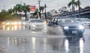Continuarán las lluvias por incidencia de una vaguada, informa Onamet