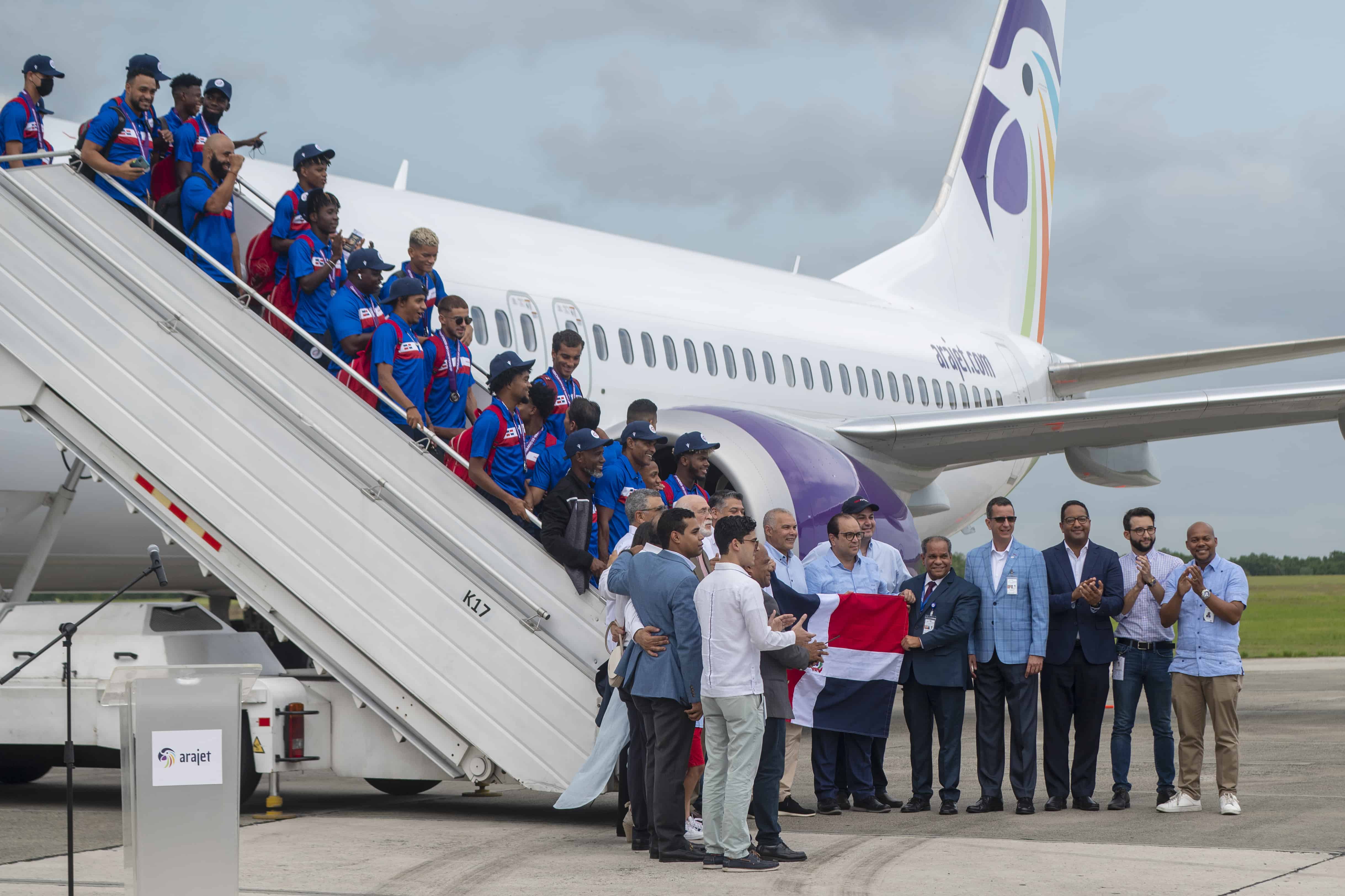 Las autoridades del COD y Miderec se dieron cita en el AILA.