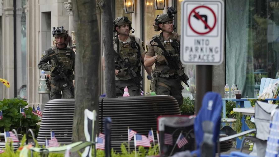 Atacante de Highland Park disparó más de 70 balas