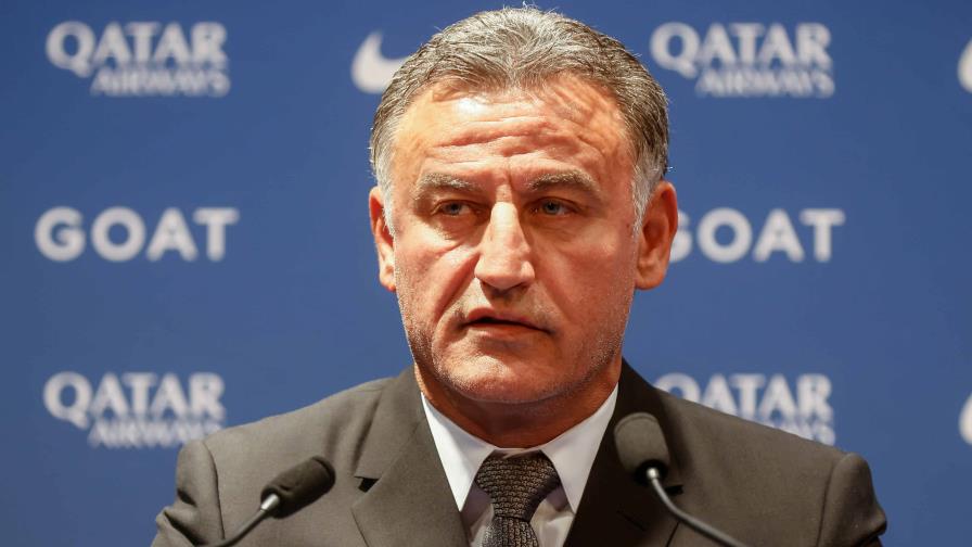 El PSG confirma como entrenador a un Galtier que se ve capaz de afrontar el desafío El PSG confirma como entrenador a un Galtier que se ve capaz de afrontar el desafío