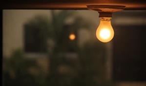 &iquest;Por qu&eacute; el Gobierno aumenta cada tres meses la tarifa el&eacute;ctrica?