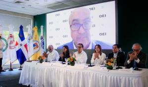 Informe: Universidades deben introducir programas más cortos y flexibles