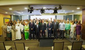 APAP destina RD$15 millones para el desarrollo de proyectos comunitarios APAP destina RD$15 millones para el desarrollo de proyectos comunitarios