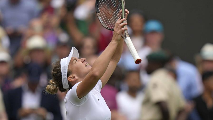 Halep impone su potencia y regresa a las semis de Wimbledon