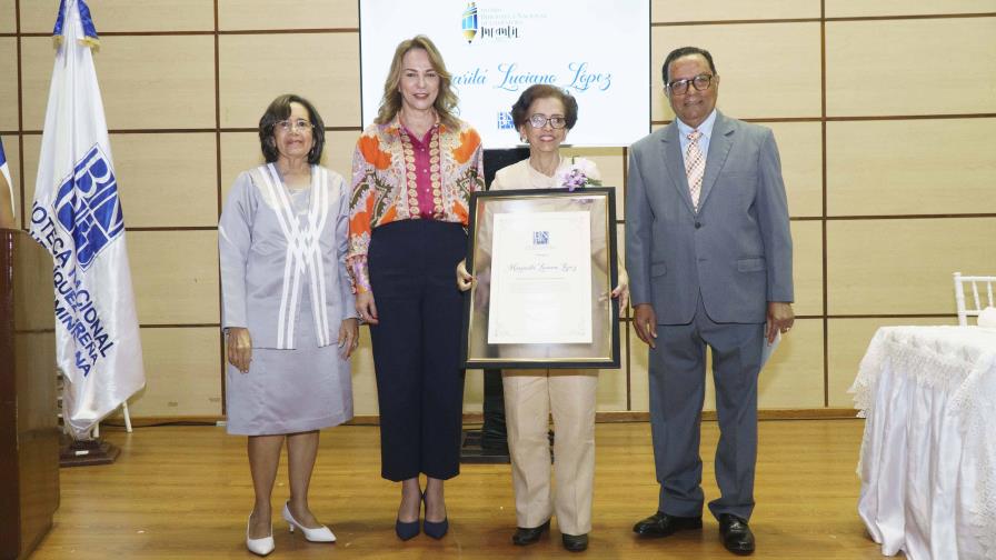 Margarita Luciano es reconocida con el  Premio Biblioteca Nacional de Literatura Infantil 2022