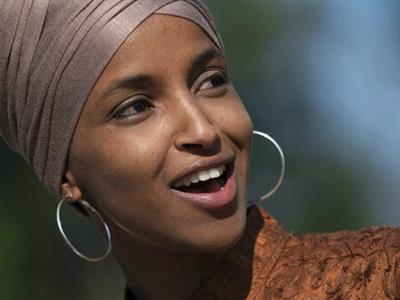 Trump arremete contra Ilhan Omar quien criticó a Charlie Kirk