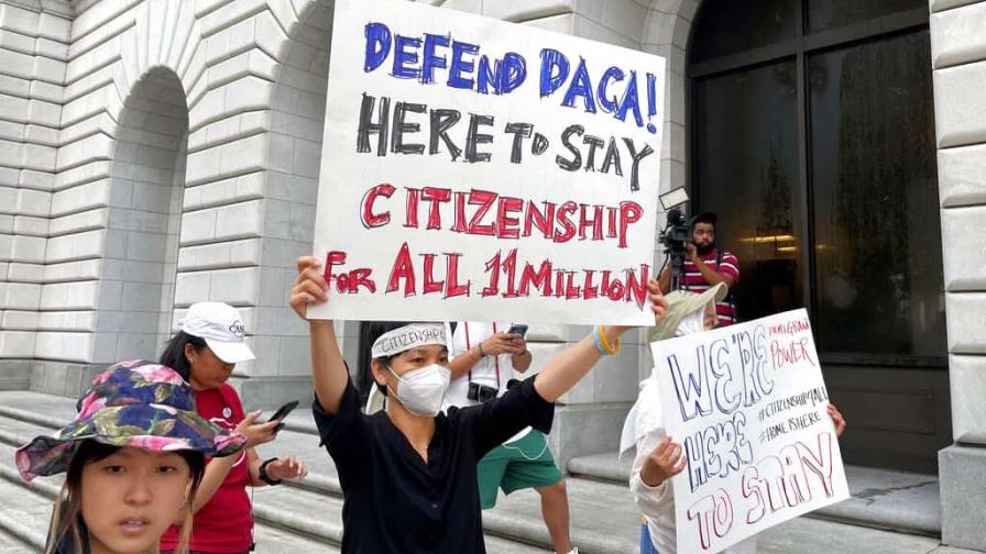 Buscan salvar orden de Barack Obama que impide deportar inmigrantes Buscan salvar orden de Barack Obama que impide deportar inmigrantes