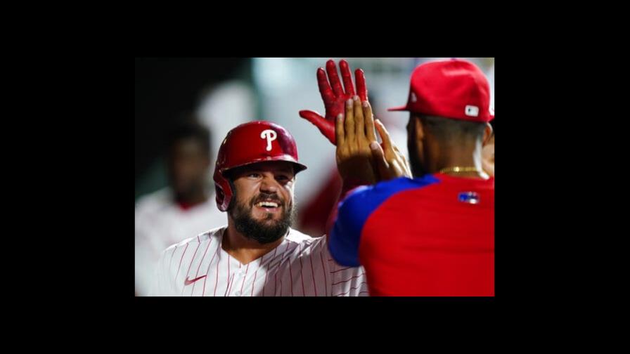 Nacionales vencen a Filis pese a dos jonrones de Schwarber Nacionales vencen a Filis pese a dos jonrones de Schwarber