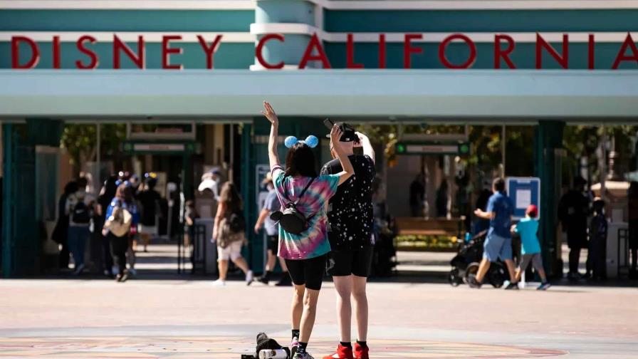 Piratean la cuenta en Instagram de Disneyland con mensajes “ofensivos”