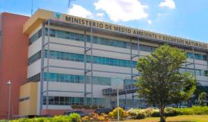 Denuncian "calamidades" en áreas protegidas por "bloqueo" a lo interno de Medio Ambiente