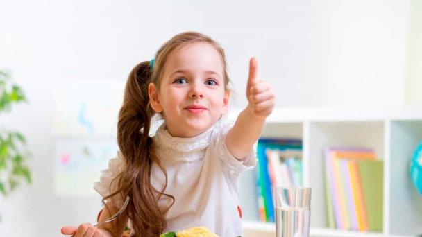 Siete consejos para cuidar el peso de tus hijos durante las vacaciones de verano