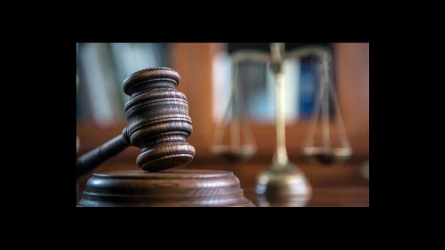 Tres años de libertad condicional a hombre que amenazó a cuatro congresistas