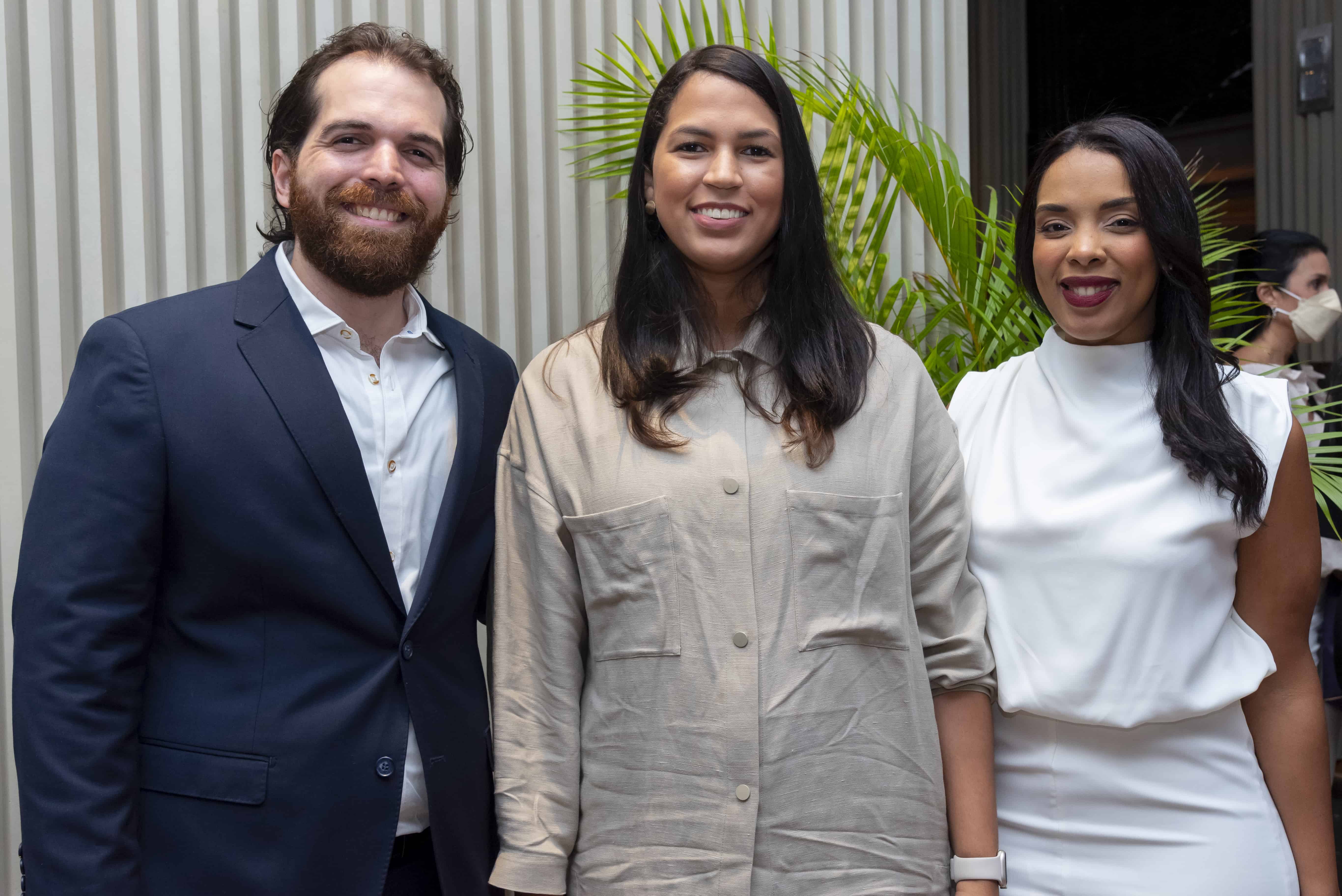 Abel Ureña, Noelia Merejo y Melisa Matos.