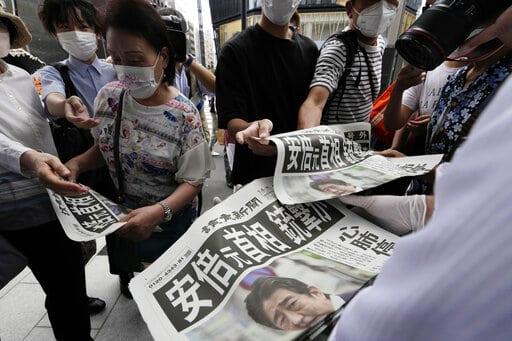 Facebook y Twitter retiran videos del asesinato de Nipón Shinzo Abe