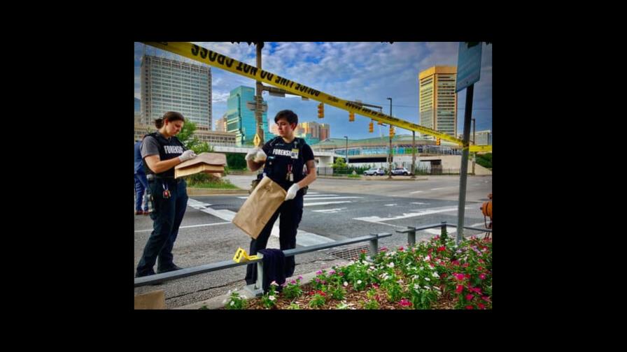 Hombre en EEUU muere baleado en altercado con limpiavidrios