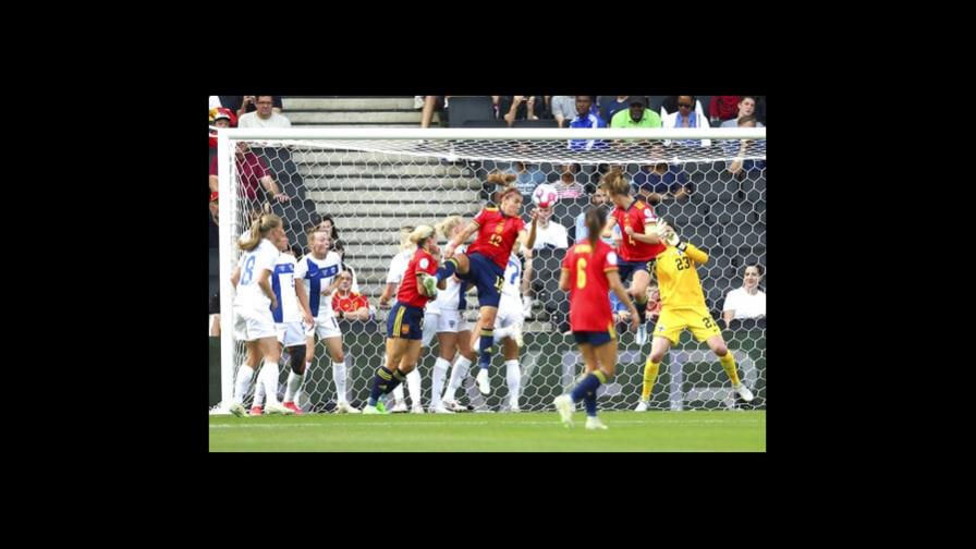España golea a Finlandia en Eurocopa femenina España golea a Finlandia en Eurocopa femenina