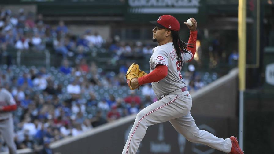 Luis Castillo lanza hoy contra los Reales de Kansas