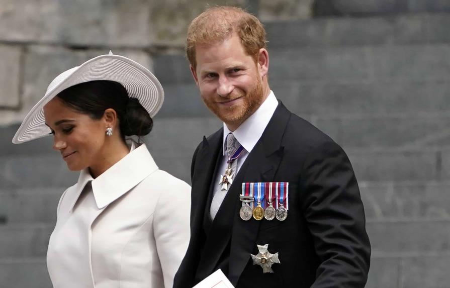 Príncipe Enrique gana primera etapa en caso contra tabloide británico por difamación