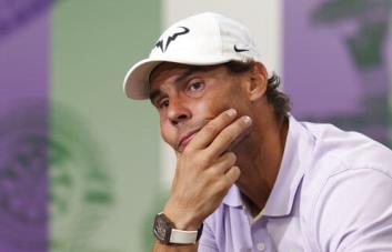 Nadal se va de Wimbledon herido, como Federer en 2021