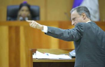 Exprocurador tenía un equipo para atacar a periodistas que lo cuestionaban