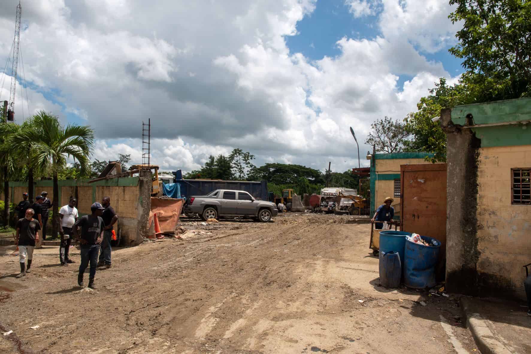 Lo que era un taller de la Alcaldía, ahora es centro de acopio de basura