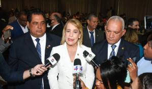 Presidenta del Colegio de Notarios pide pensiones para sus miembros